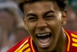 九游下载-内马尔在IG比赛中夺冠，出色防守引发热议！